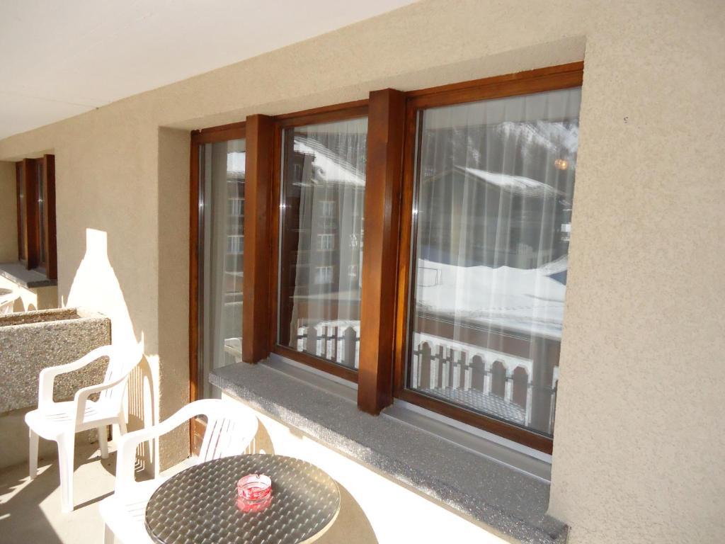 Hotel Monte-Moro Saas-Almagell Δωμάτιο φωτογραφία