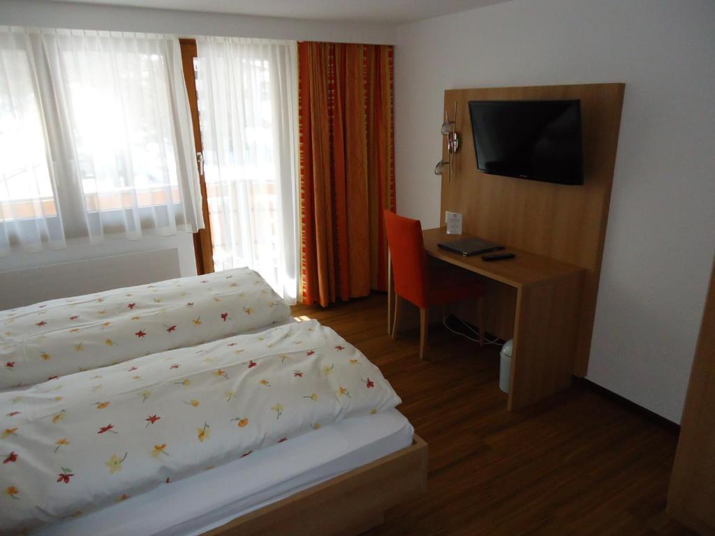 Hotel Monte-Moro Saas-Almagell Εξωτερικό φωτογραφία